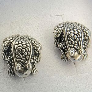 Vintage 925 Sterling Silver 3D Frog Stud Earrings Textured Amphibian Design Cute